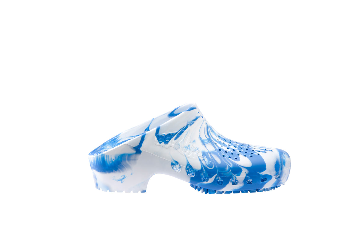 Calzuro Sabot Classique Autoclavable AVEC Ventilation Supérieure - Bleu Fancy