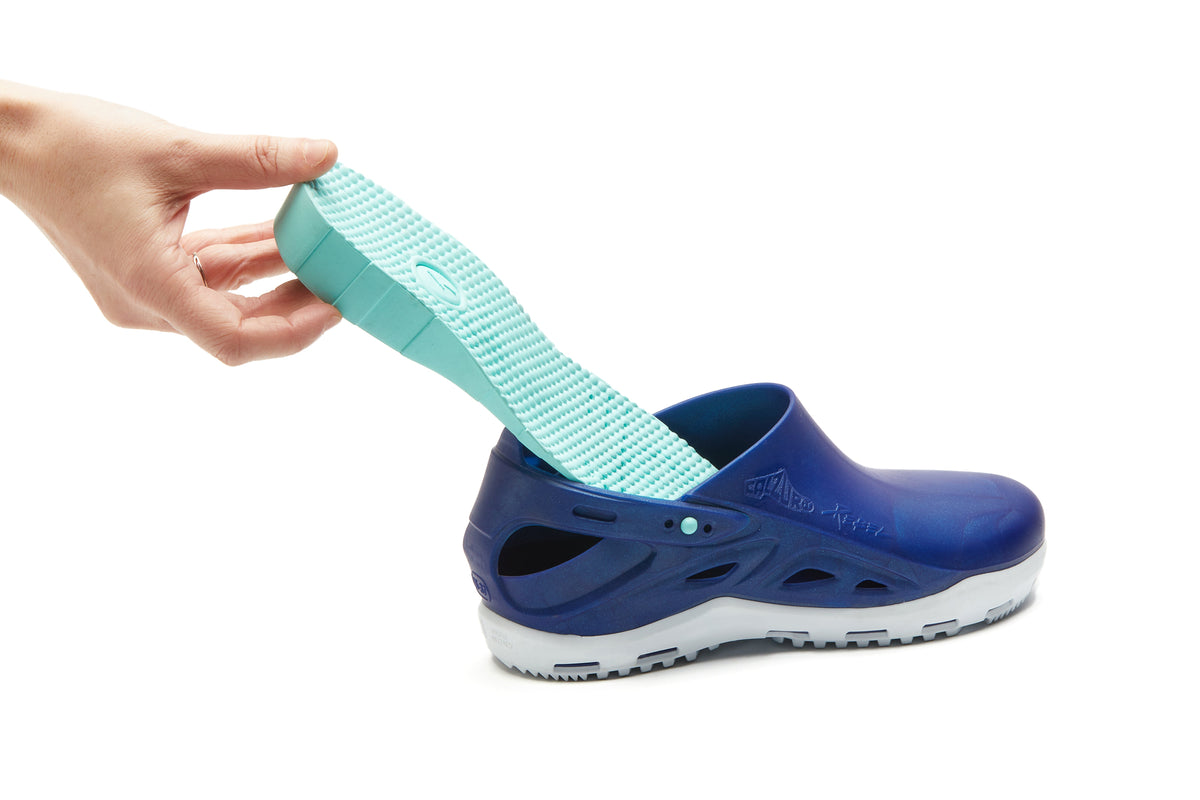Calzuro Rebel autoclavable closed heel shoe - DEMO